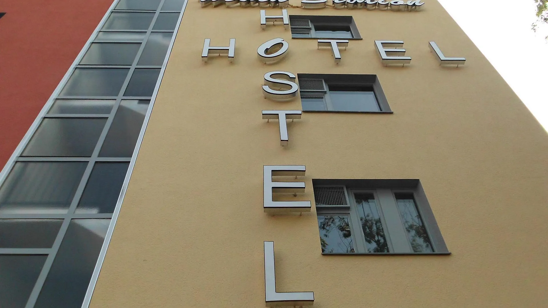 Main Station Hotel & Hostel Germany